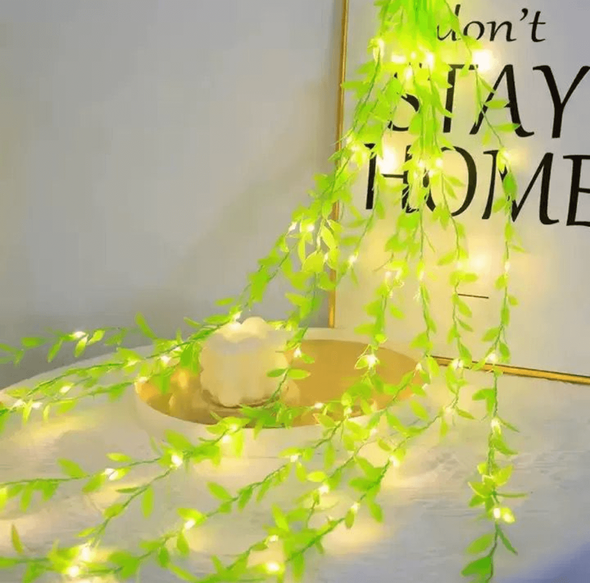 LUCES DE NAVIDAD DE HOJAS - MULTICOLOR Y AMARILLO CALIDO .